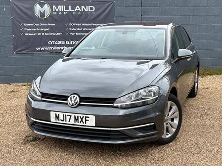 VOLKSWAGEN GOLF 1.0 TSI BlueMotion Tech SE
